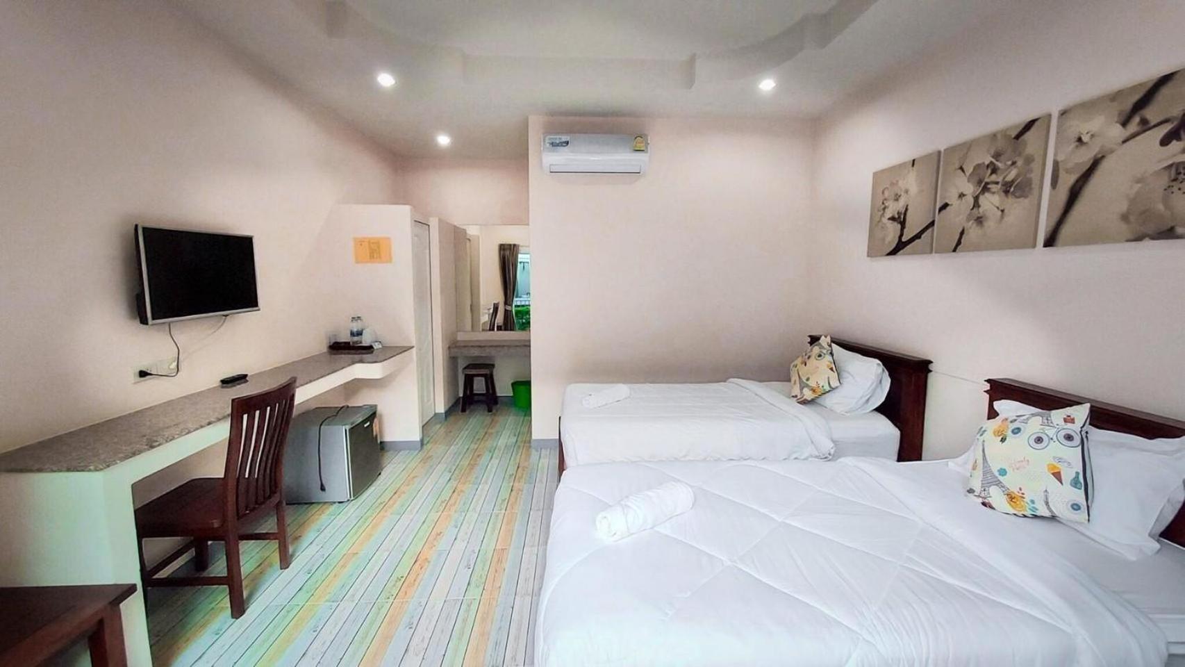 Baanloksouylokchay HHQ Quarto foto